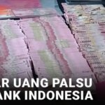 VIDEO: Pengedar uang palsu mati-matian berusaha menukar uang di bank Indonesia