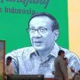 Akbar Tandjung mendapat penghargaan kehormatan sebagai maestro aktivis Indonesia